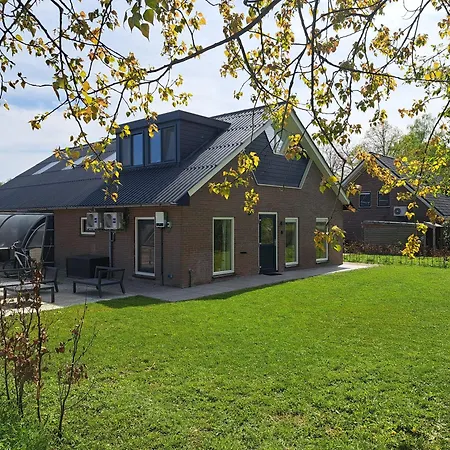 Holiday home Erve Lindehof Lochem