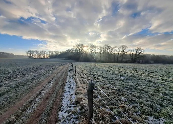 Semesterbostad Erve Lindehof *